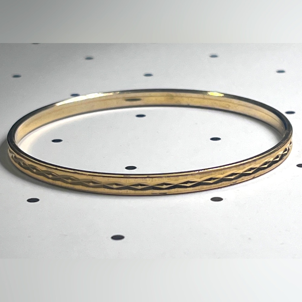 Vintage 50’s Crown Gold-Tone Trifari Bangle